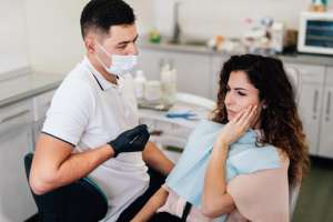 How Dentists Diagnose and Treat Oral Lichen Planus in Adults How Dentists Diagnose and Treat Oral Lichen Planus in Adults